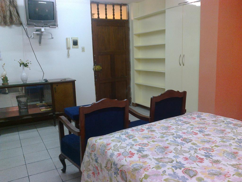تروخيو Strenua Santa Maria Suites الغرفة الصورة