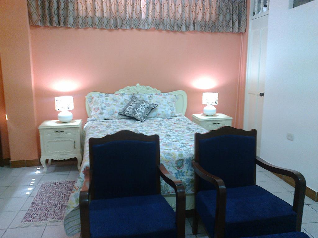 تروخيو Strenua Santa Maria Suites الغرفة الصورة