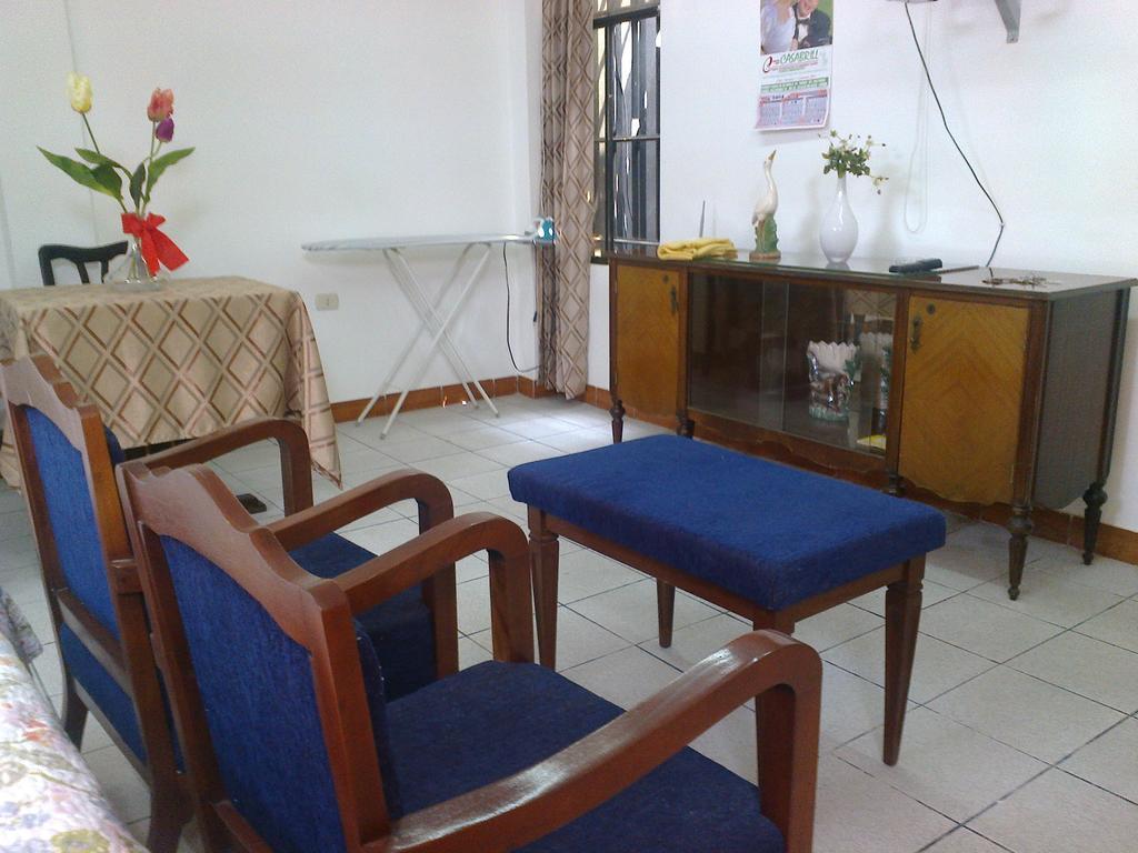 تروخيو Strenua Santa Maria Suites الغرفة الصورة